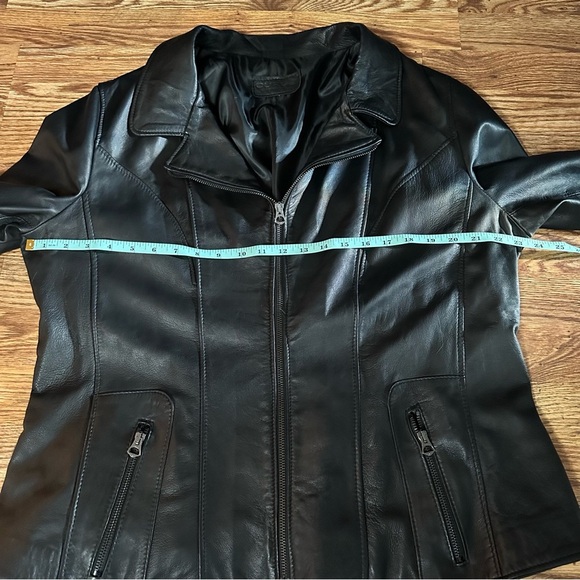 CURGE Women’s Real Leather Jacket - Picture 11 of 15